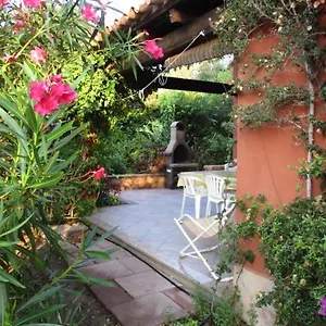 Casa vacanze Maison De Dans Un Village De à100 M. De La, Badesi
